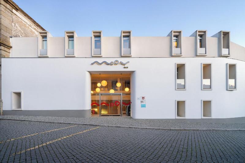 Moov Hotel Evora - Genel