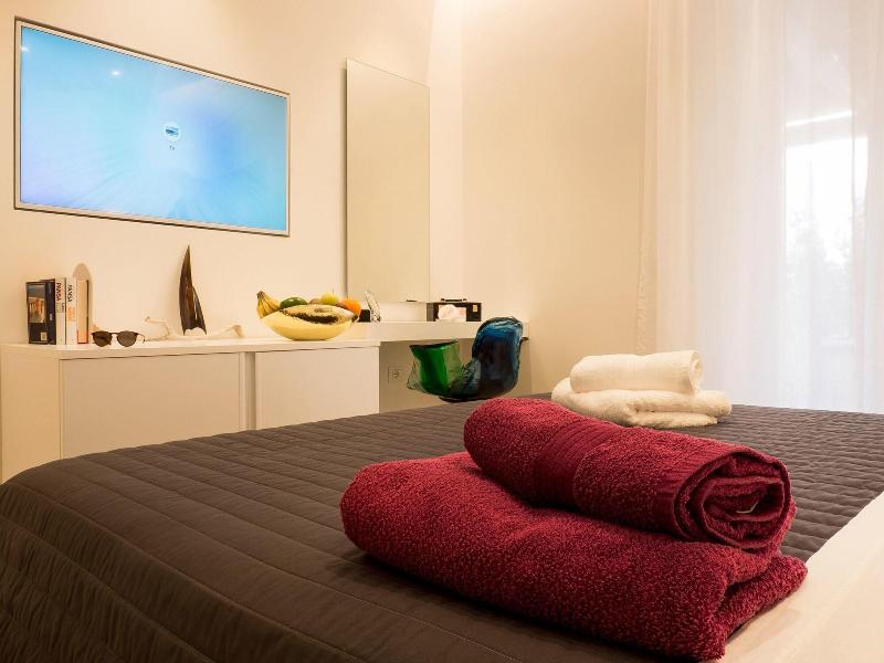 J&O' Luxury Suite - Oda