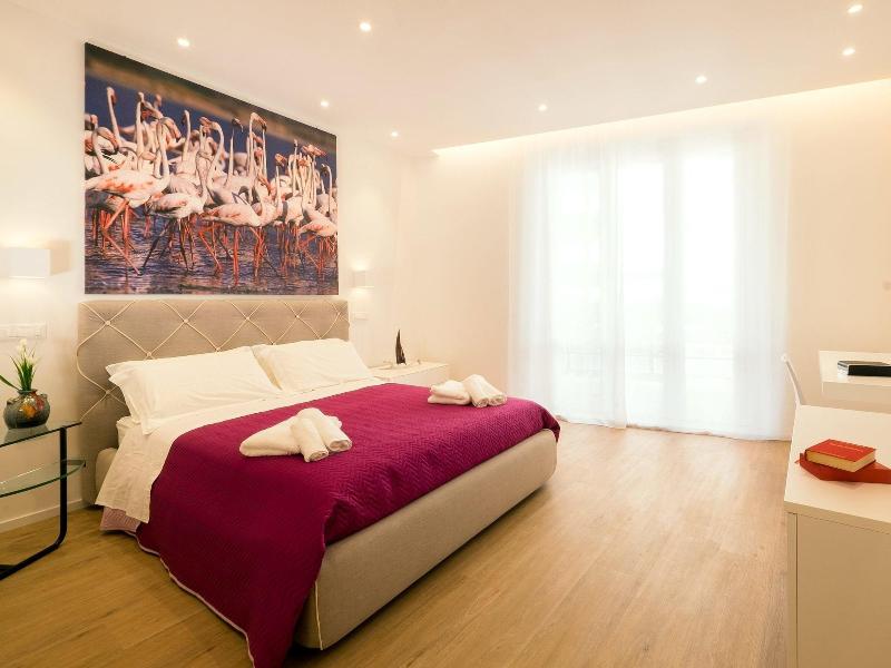 J&O' Luxury Suite - Oda