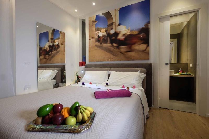 J&O' Luxury Suite - Oda