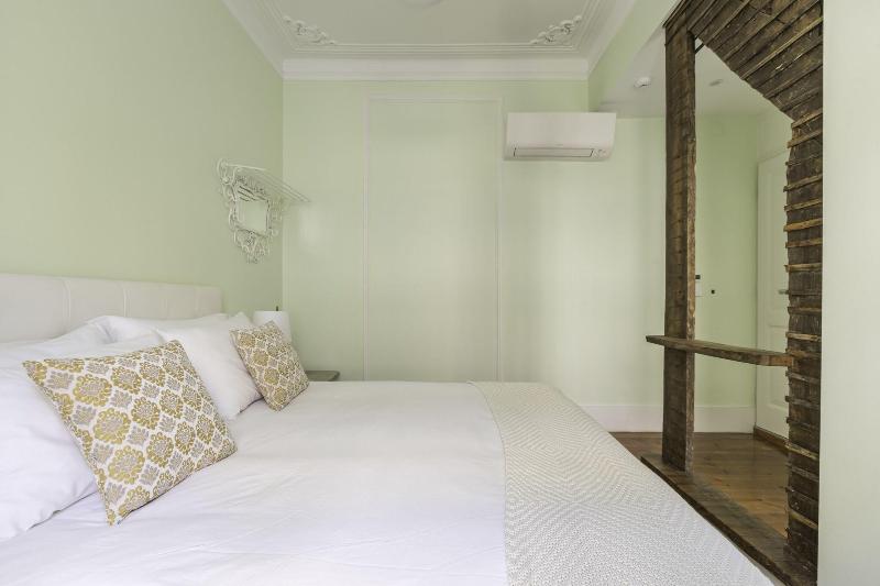 1898 Home & Suites - Oda
