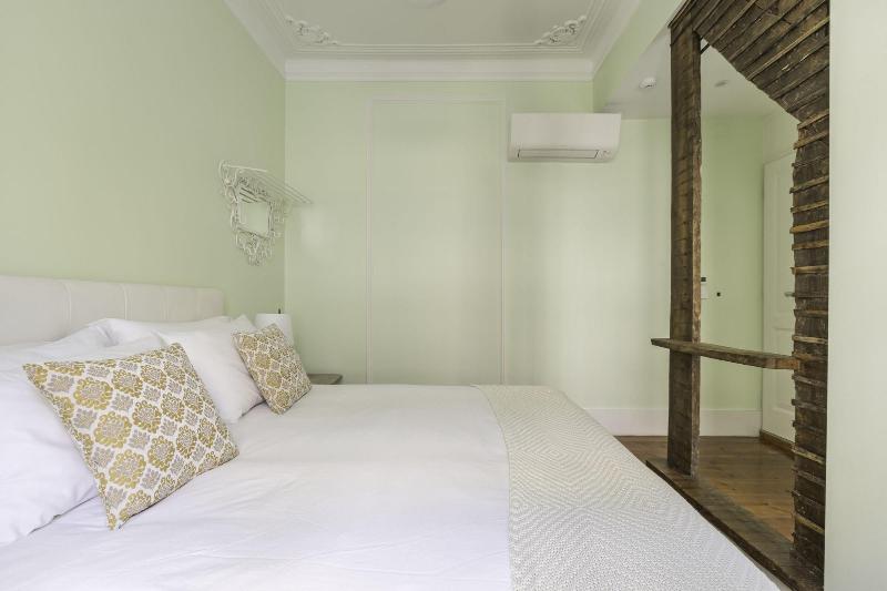 1898 Home & Suites - Oda