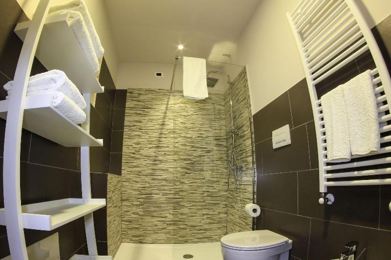 Home 146 - Oda