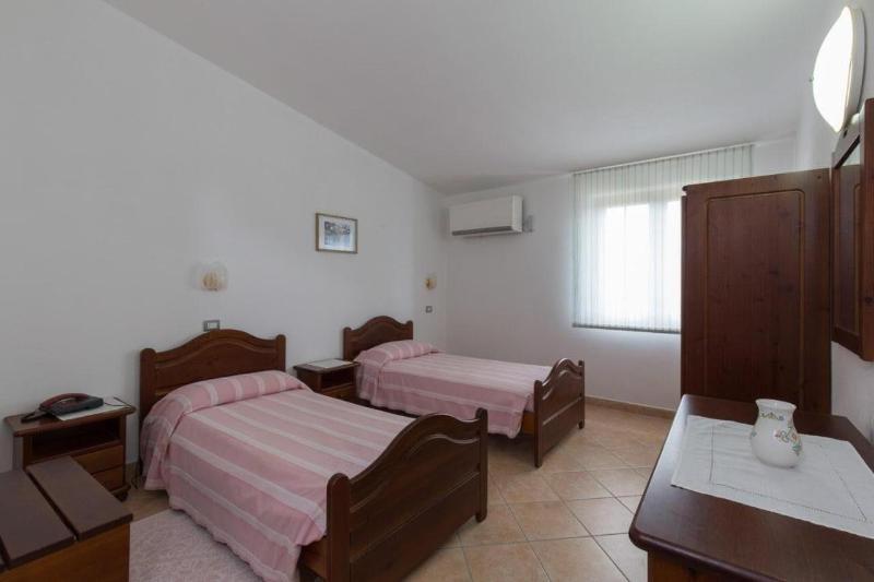 Hotel Ispinigoli - Oda