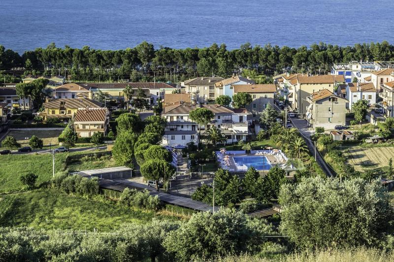 Pineto Resort - Genel