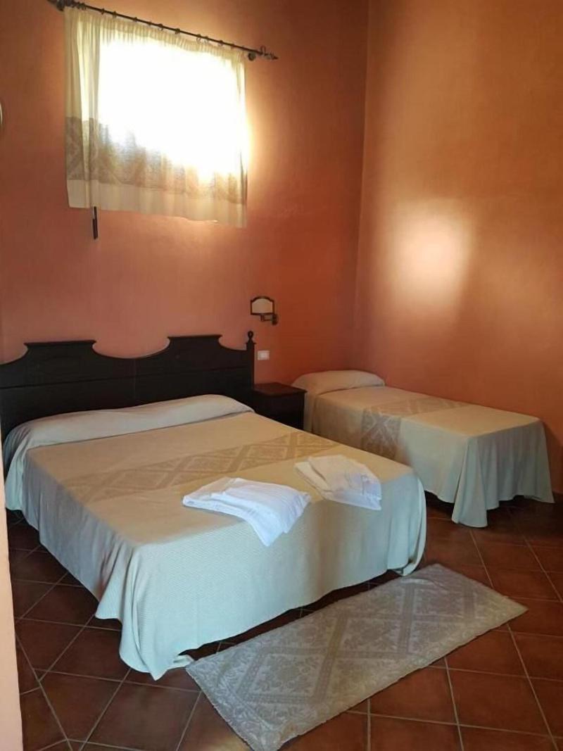 Hotel Sardus Pater - Oda