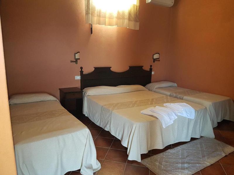 Hotel Sardus Pater - Oda