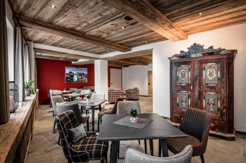 Hotel Gran Ciasa - Lobi