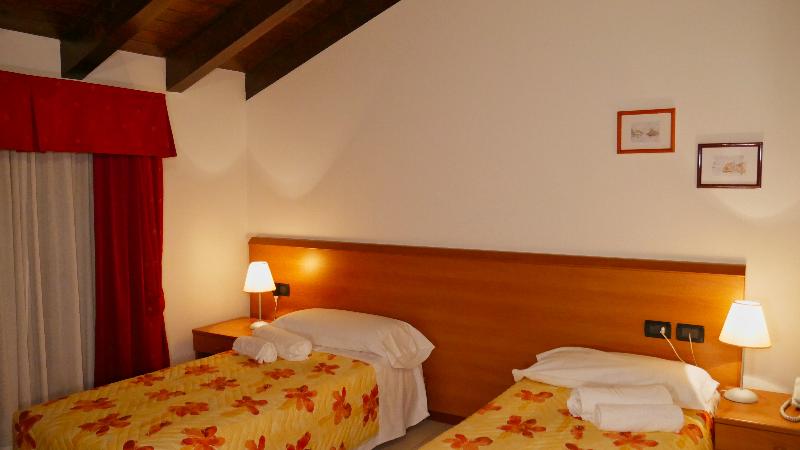 Hotel Vajont - Oda