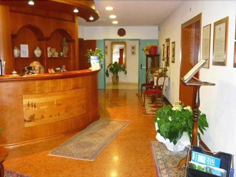 Hotel In Sylvis - Lobi