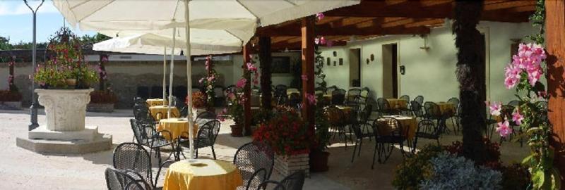 Hotel In Sylvis - Teras