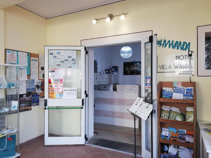Hotel Villa Wanda - Lobi