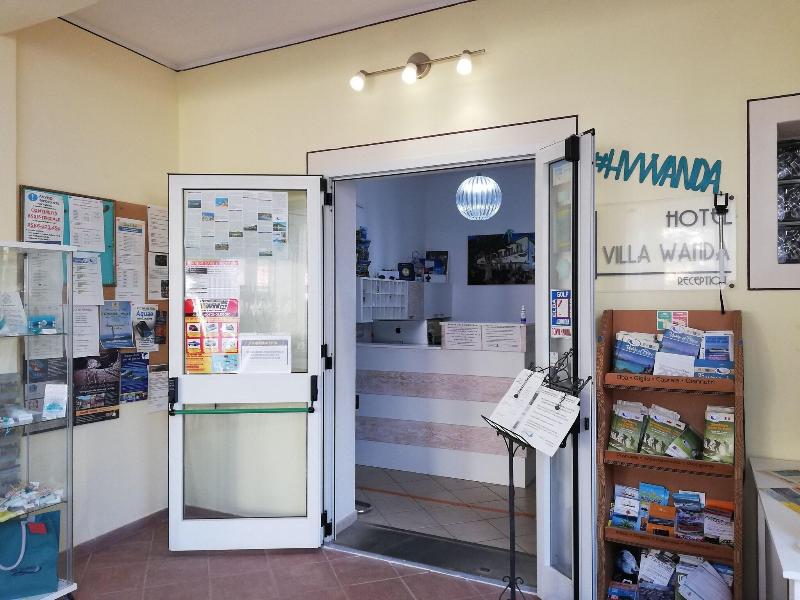 Hotel Villa Wanda - Lobi