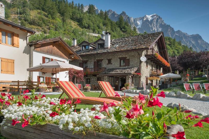 Hotel La Grange - Genel