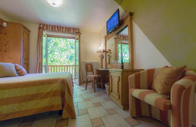 Hotel Lo Fleye - Oda