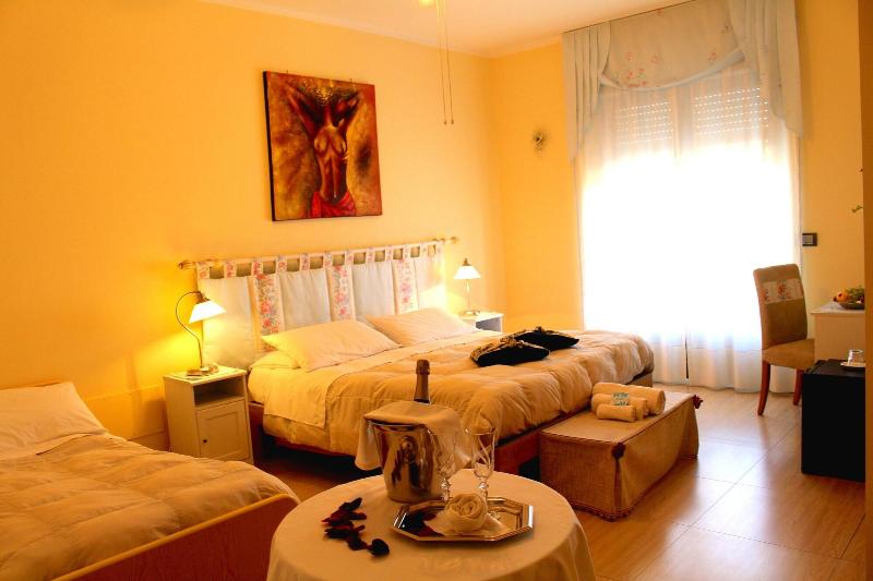 Bed&Breakfast EREMES - Oda