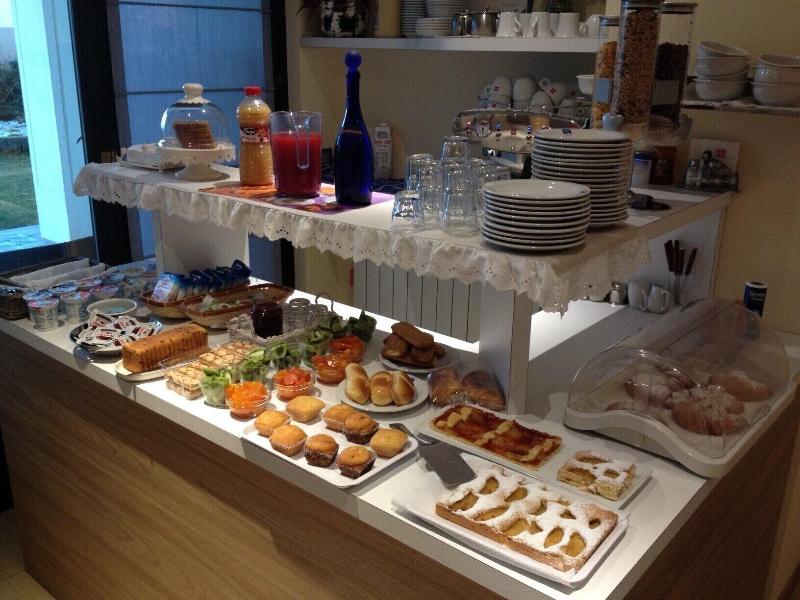 Bed&Breakfast EREMES - Restoran