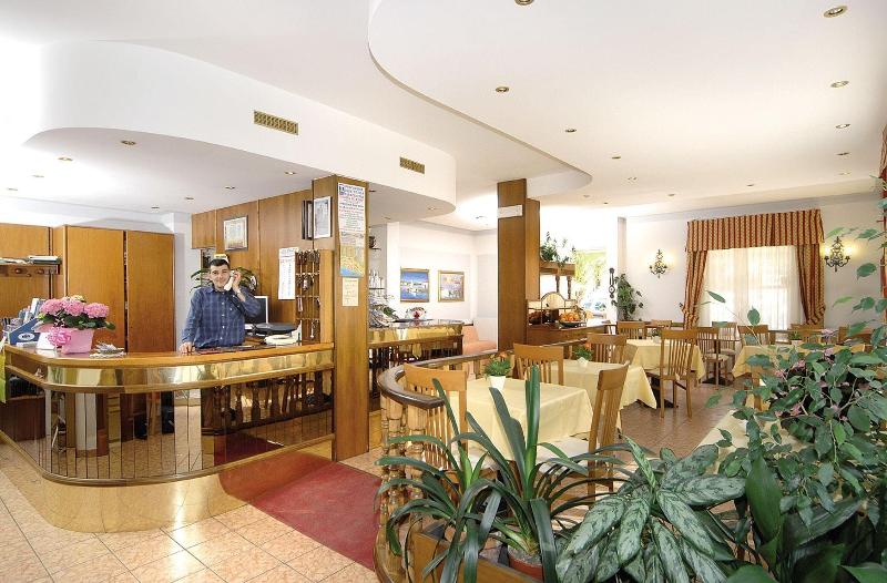Hotel Savoia - Lobi