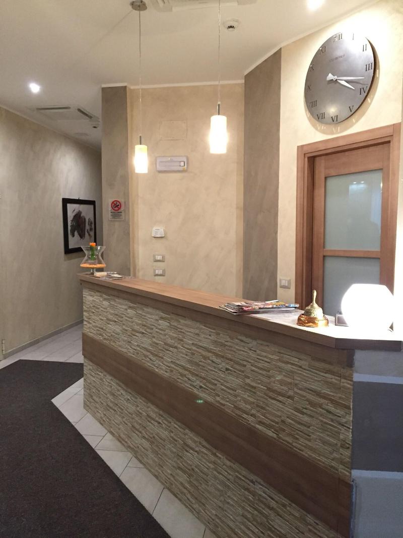 Hotel Montecarlo - Lobi