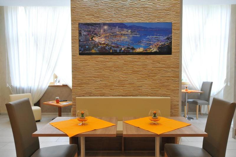 Hotel Montecarlo - Restoran