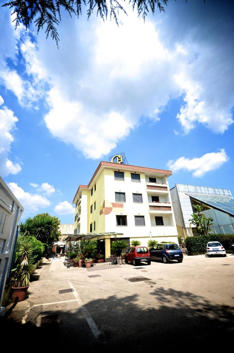 Hotel Clinton - Genel