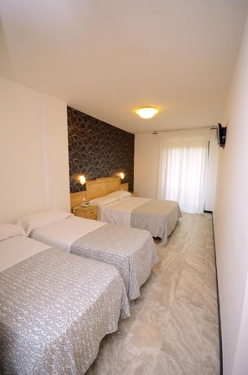 Hotel Clinton - Oda