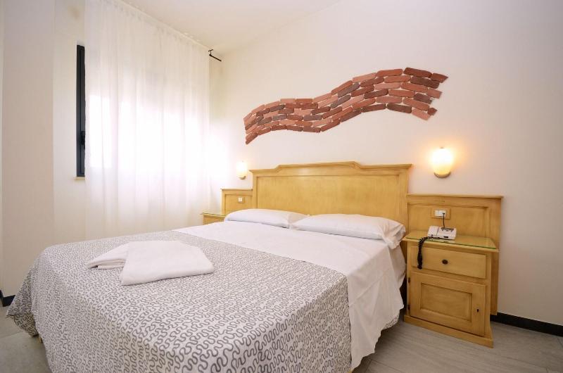 Hotel Clinton - Oda