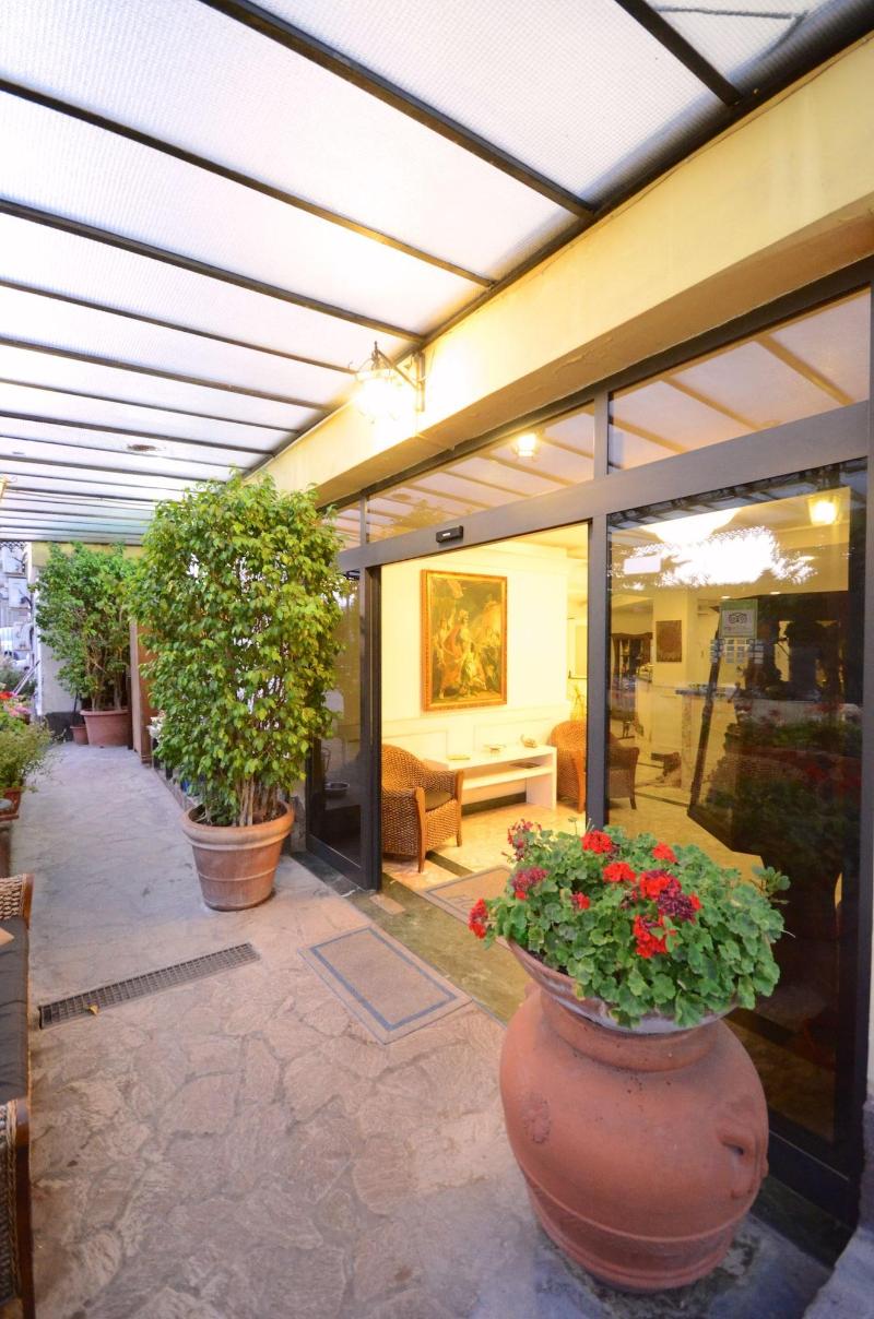 Hotel Clinton - Oda