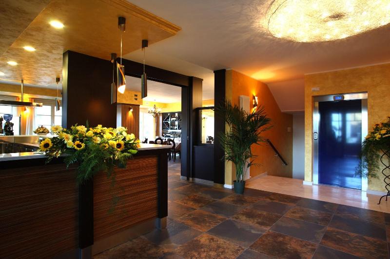 T'AMI Hotel Resort SPA - Lobi