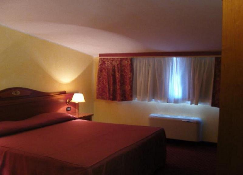 Hotel Riz - Oda
