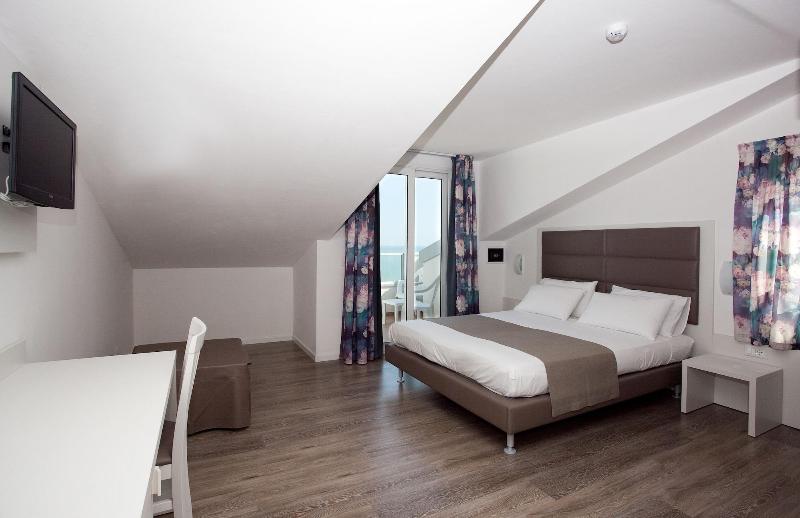Hotel Columbia & Ninfea - Oda