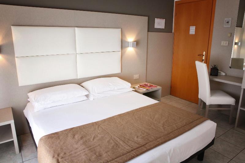 Hotel Columbia & Ninfea - Oda
