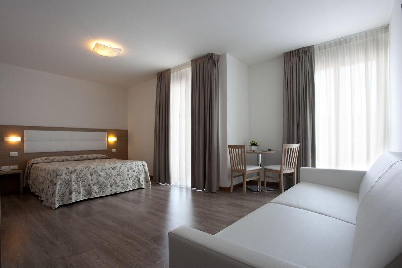 Hotel Columbia & Ninfea - Oda