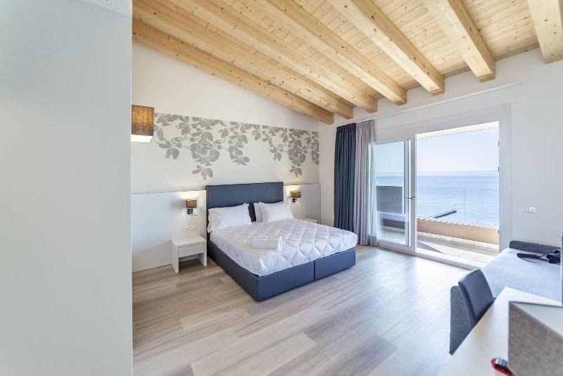 Hotel Columbia & Ninfea - Oda
