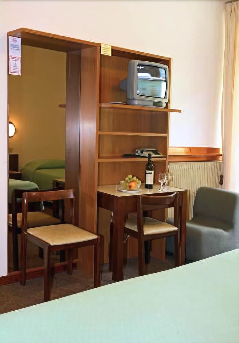Hotel Davost - Oda