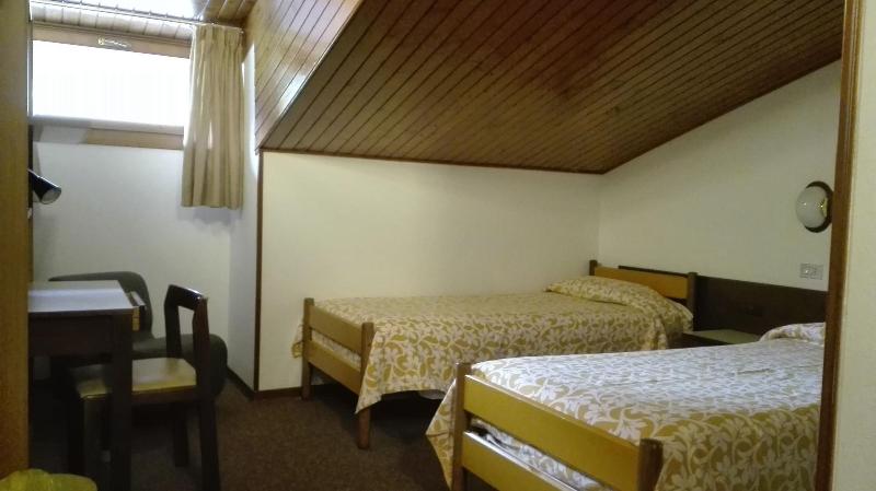 Hotel Davost - Oda