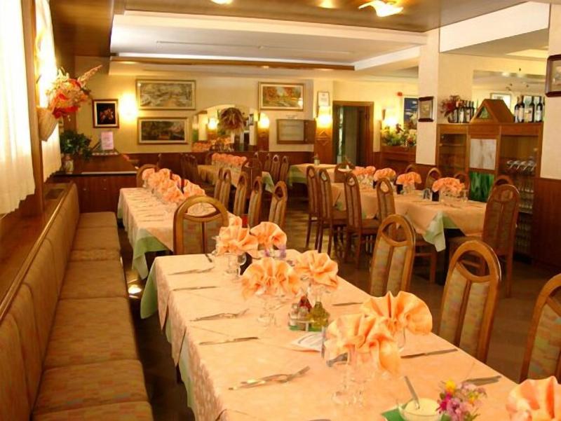 Hotel Davost - Restoran