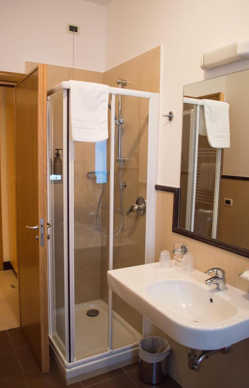 Park Hotel Tyrrenian - Oda