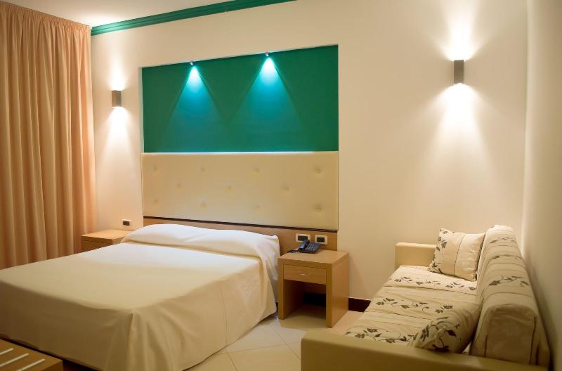 Park Hotel Tyrrenian - Oda