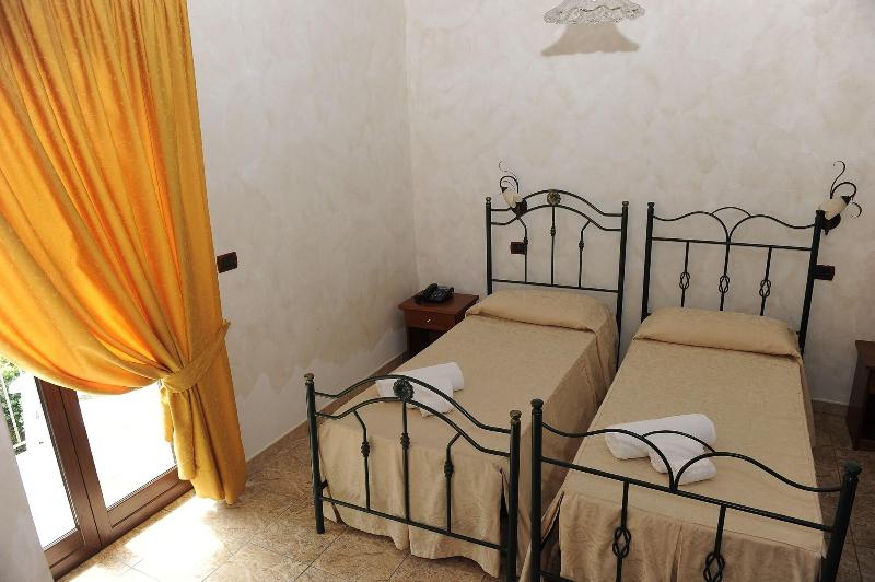 Hotel La Cometa - Oda