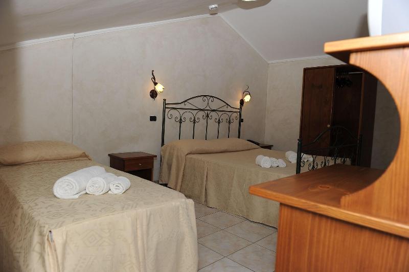 Hotel La Cometa - Oda