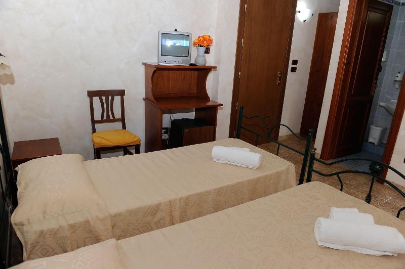 Hotel La Cometa - Oda