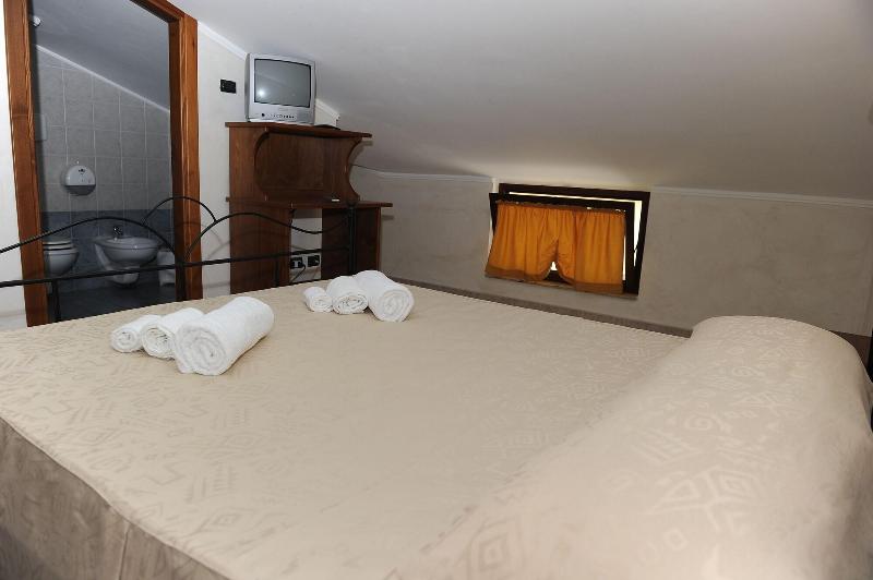 Hotel La Cometa - Oda
