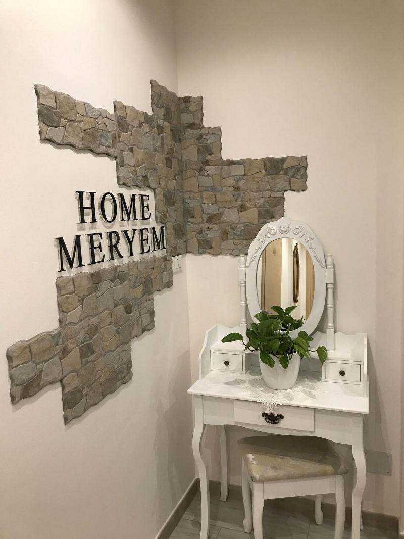 Home Meryem - Lobi