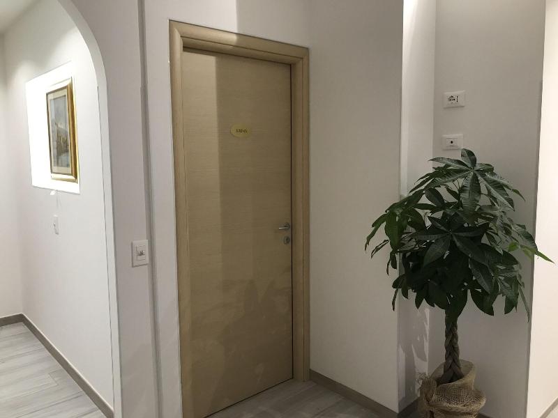 Home Meryem - Lobi