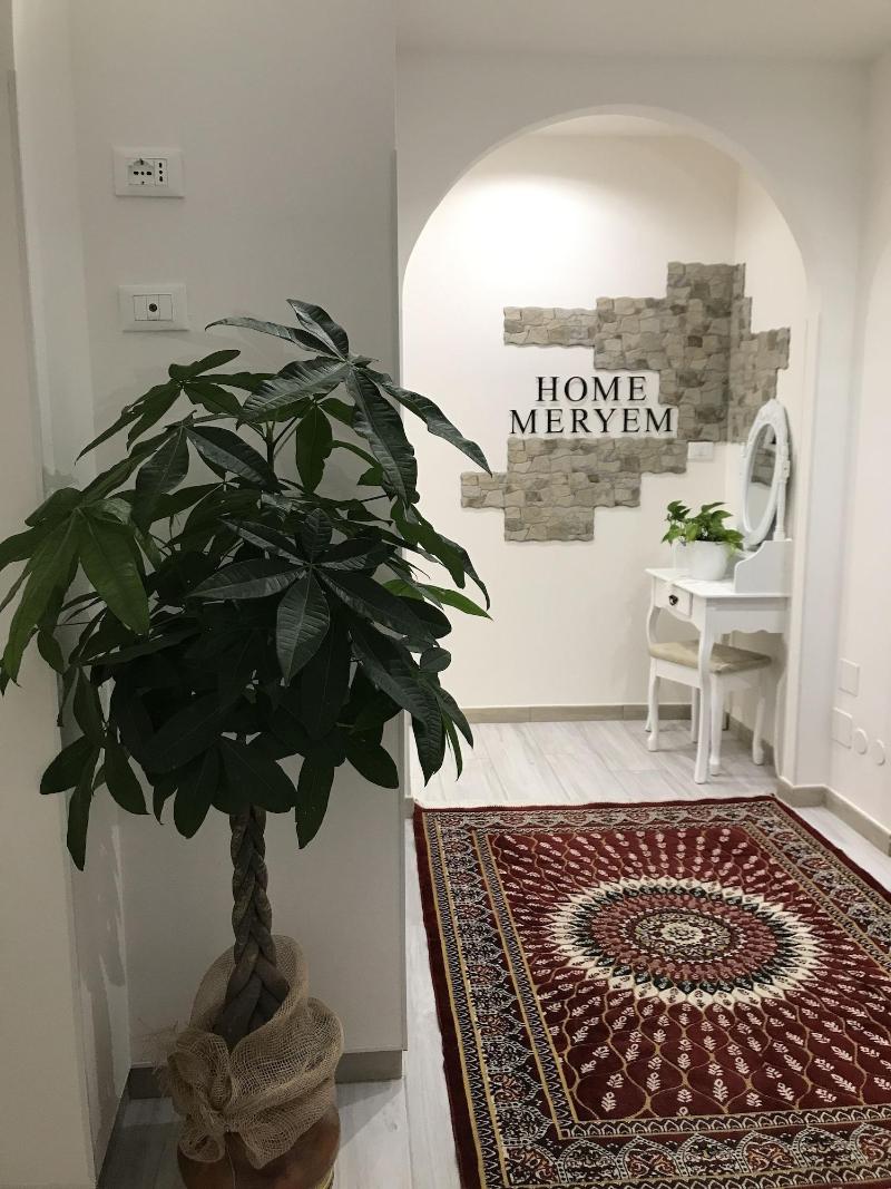 Home Meryem - Lobi