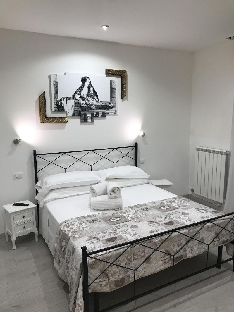 Home Meryem - Oda