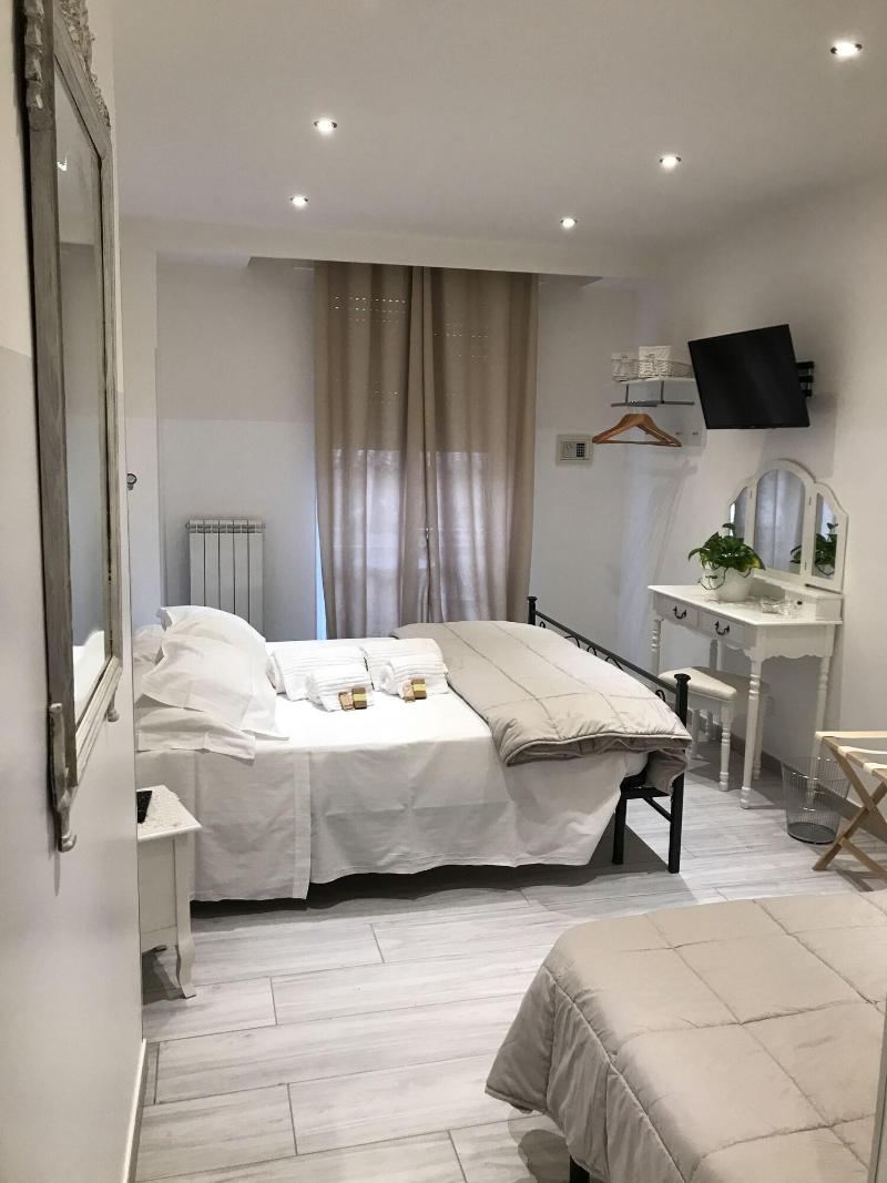 Home Meryem - Oda