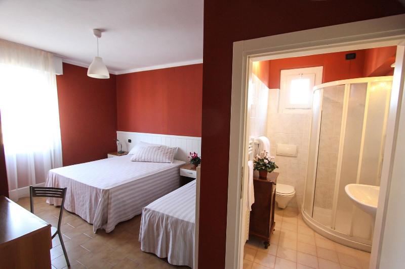 Hotel Bardolino - Oda