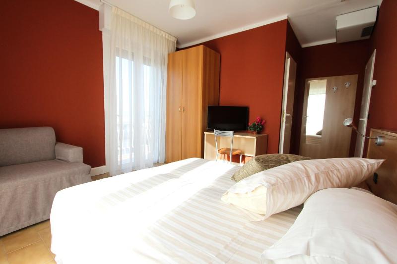 Hotel Bardolino - Oda